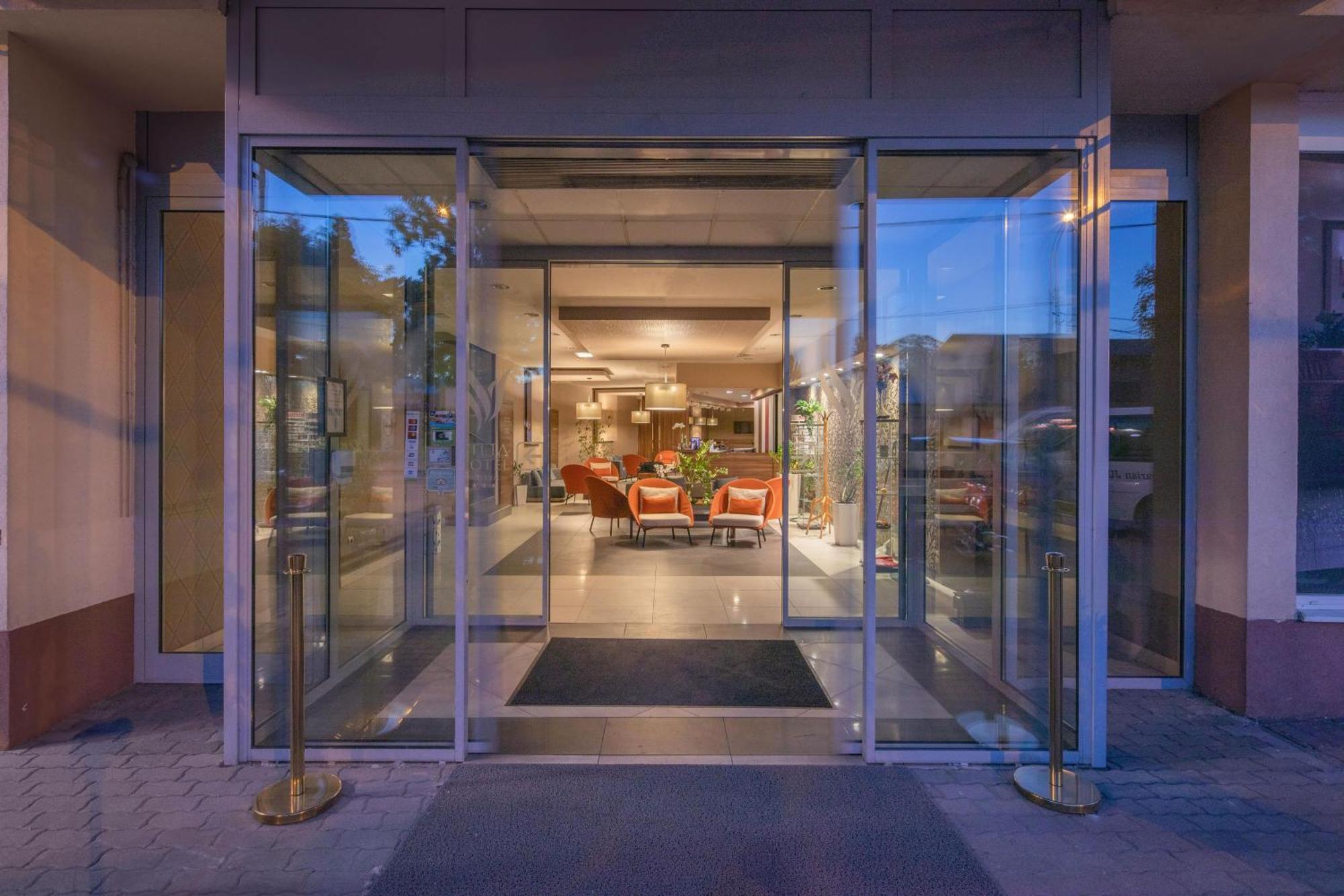 Hotel Vitta Superior 3*